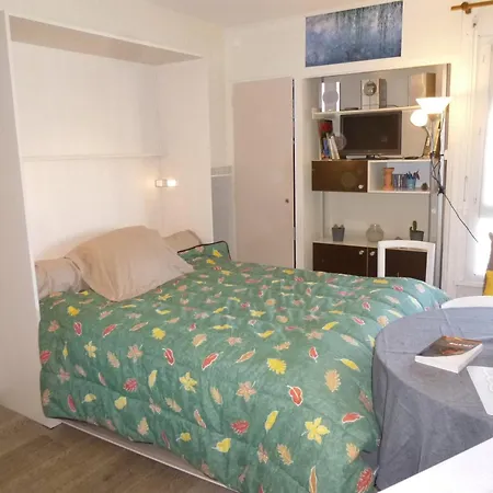 à 100m De La Pour 3 Pers Avec Lave-linge - Fr-1-224c-51